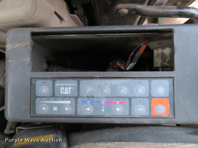 image for item DE5028 2004 Caterpillar 321C LCR excavator