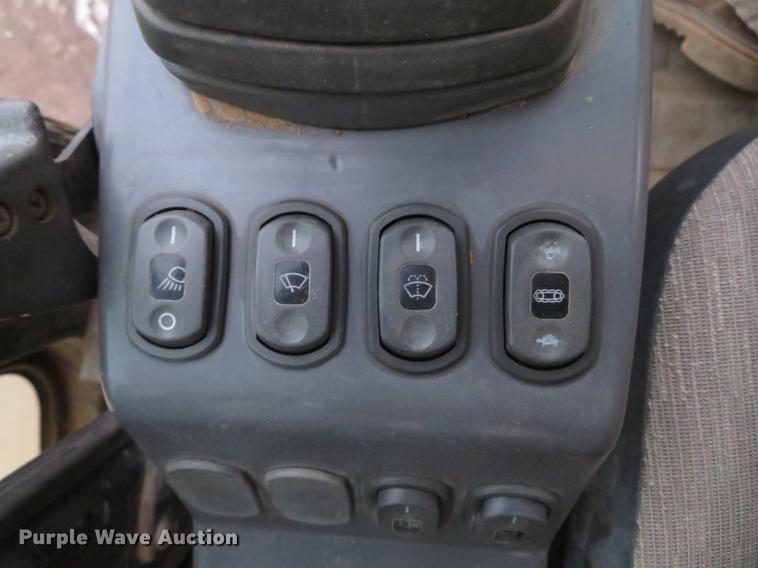 image for item DE5028 2004 Caterpillar 321C LCR excavator