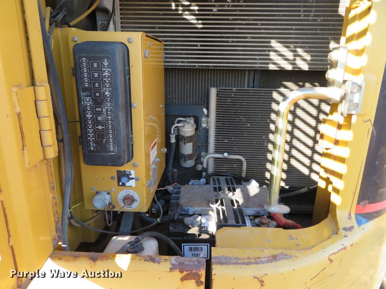 image for item DE5028 2004 Caterpillar 321C LCR excavator