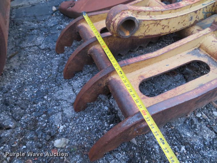 image for item DE5028 2004 Caterpillar 321C LCR excavator