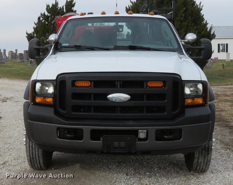 image for item DE5036 2007 Ford F550 Super Duty service truck