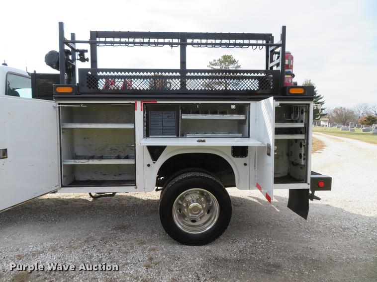 image for item DE5036 2007 Ford F550 Super Duty service truck
