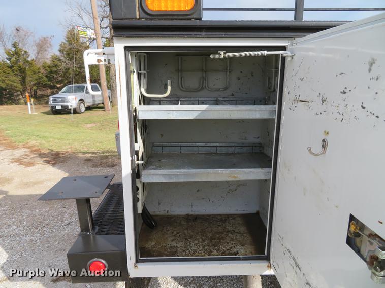 image for item DE5036 2007 Ford F550 Super Duty service truck