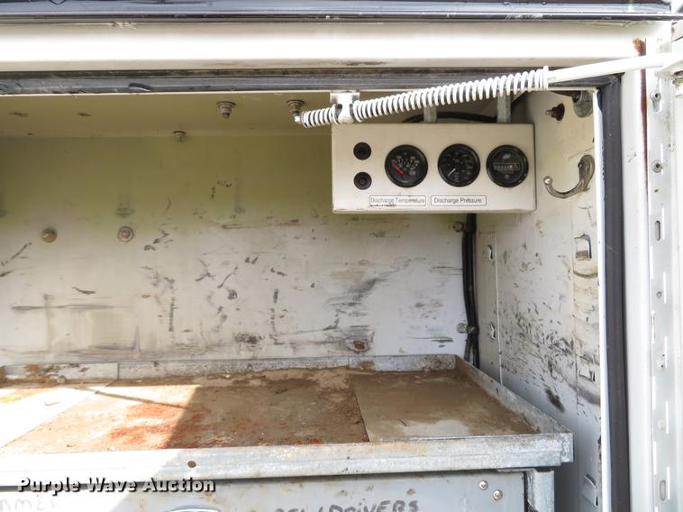 image for item DE5036 2007 Ford F550 Super Duty service truck