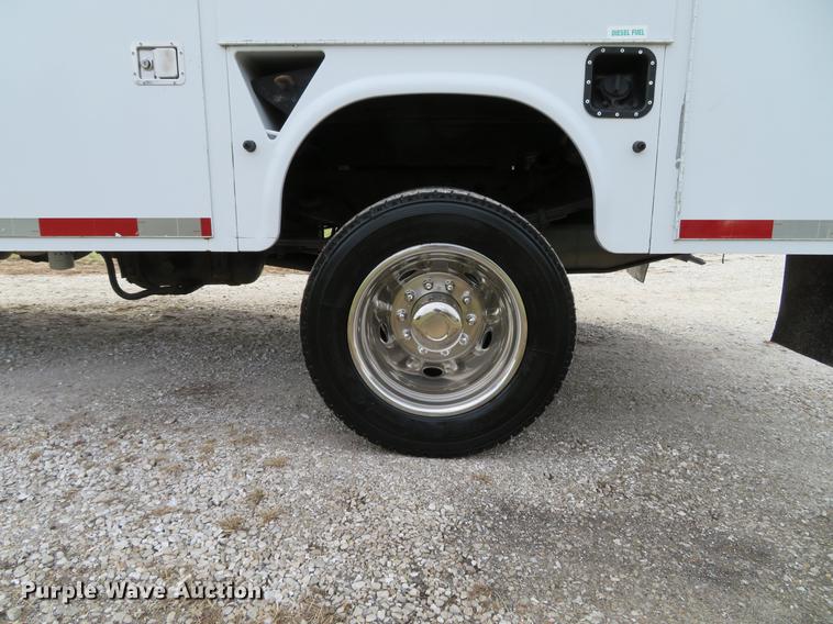 image for item DE5036 2007 Ford F550 Super Duty service truck