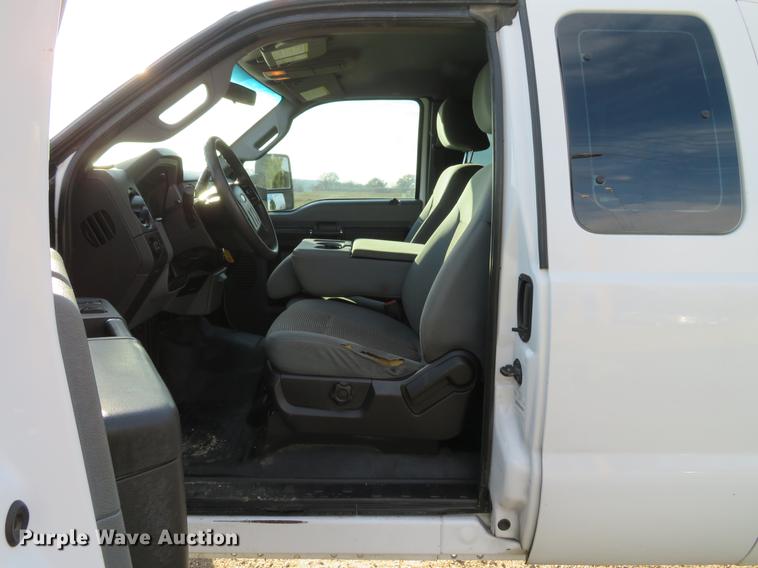 image for item DE5039 2012 Ford F350 Super Duty XL SuperCab service truck