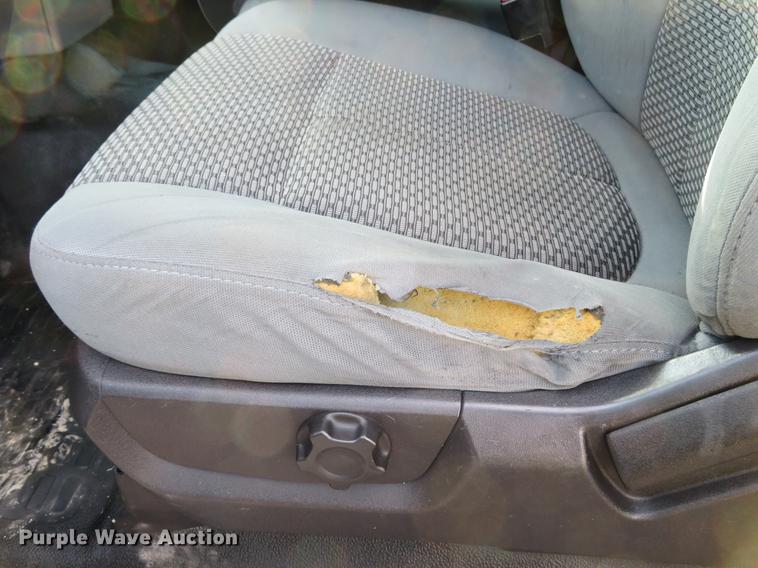 image for item DE5039 2012 Ford F350 Super Duty XL SuperCab service truck