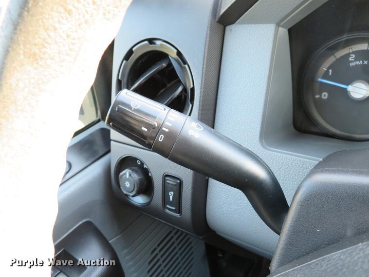 image for item DE5039 2012 Ford F350 Super Duty XL SuperCab service truck