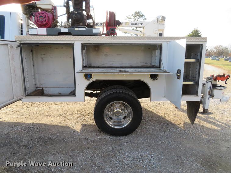 image for item DE5039 2012 Ford F350 Super Duty XL SuperCab service truck