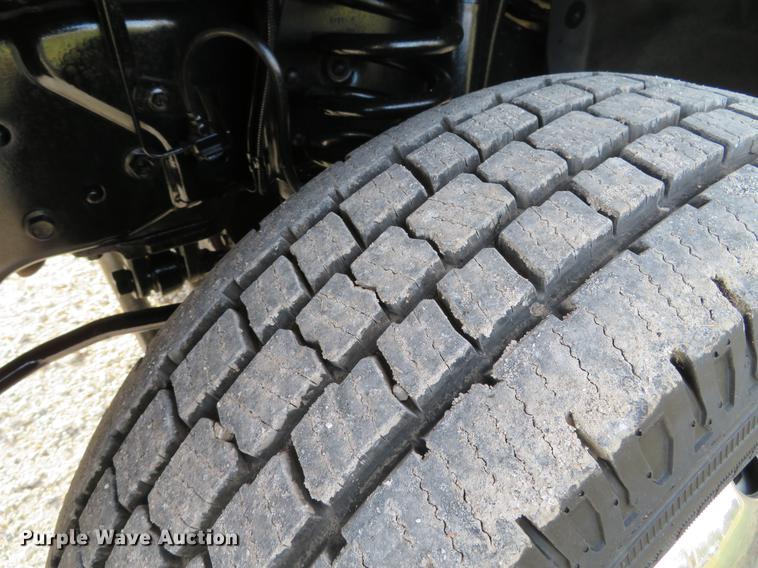 image for item DE5039 2012 Ford F350 Super Duty XL SuperCab service truck