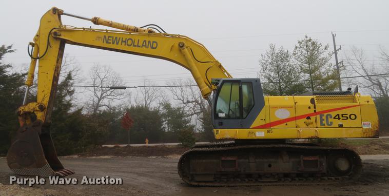 image for item DE5043 2000 New Holland EC450 excavator