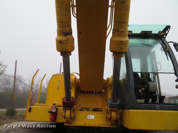 image for item DE5043 2000 New Holland EC450 excavator