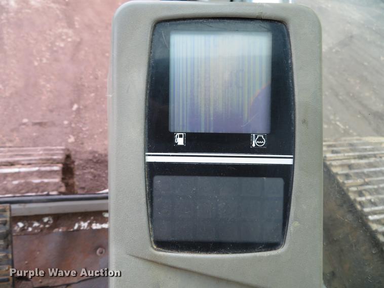 image for item DE5043 2000 New Holland EC450 excavator