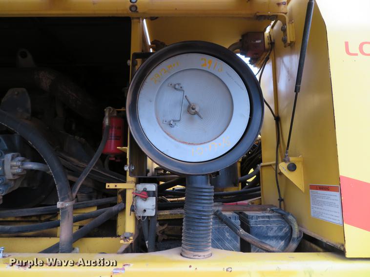 image for item DE5043 2000 New Holland EC450 excavator