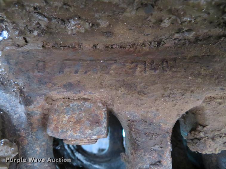 image for item DE5043 2000 New Holland EC450 excavator