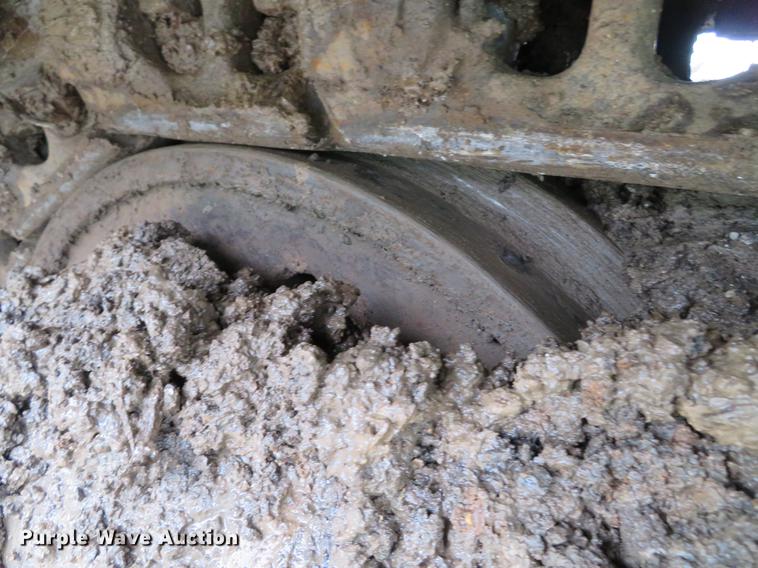 image for item DE5043 2000 New Holland EC450 excavator