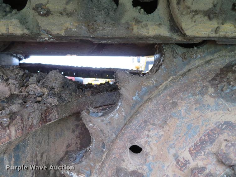 image for item DE5043 2000 New Holland EC450 excavator