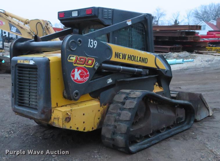 image for item DE5045 2007 New Holland C190 skid steer