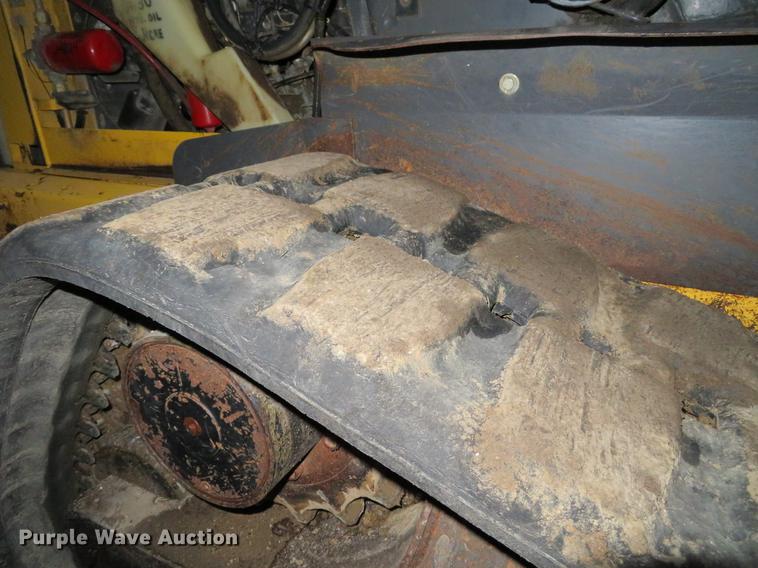 image for item DE5045 2007 New Holland C190 skid steer