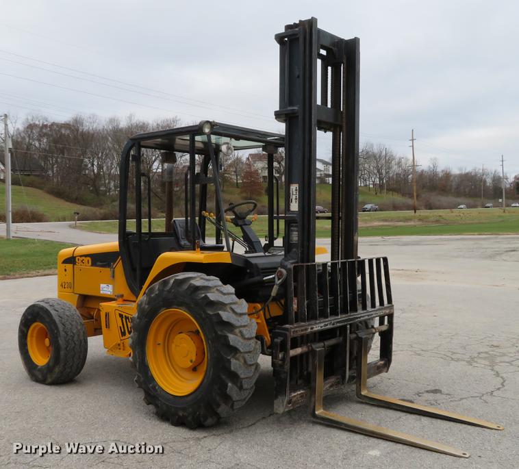 image for item DE5049 2001 JCB 930 forklift