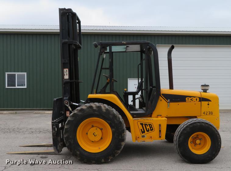 image for item DE5049 2001 JCB 930 forklift