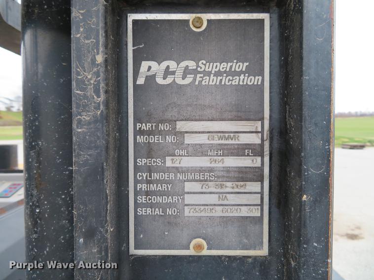 image for item DE5049 2001 JCB 930 forklift