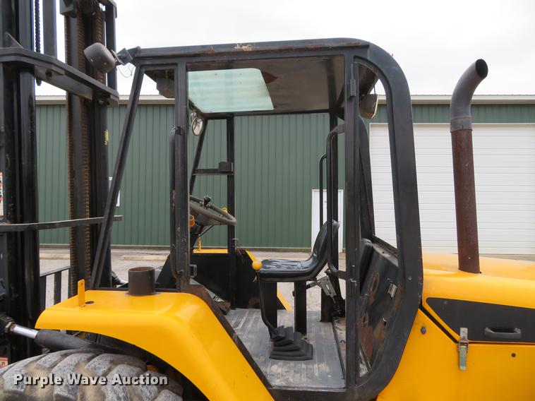 image for item DE5049 2001 JCB 930 forklift