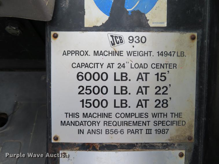 image for item DE5049 2001 JCB 930 forklift