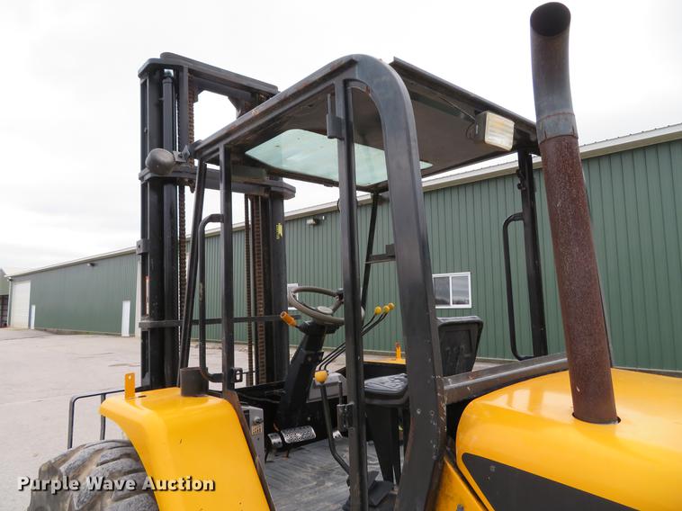 image for item DE5049 2001 JCB 930 forklift