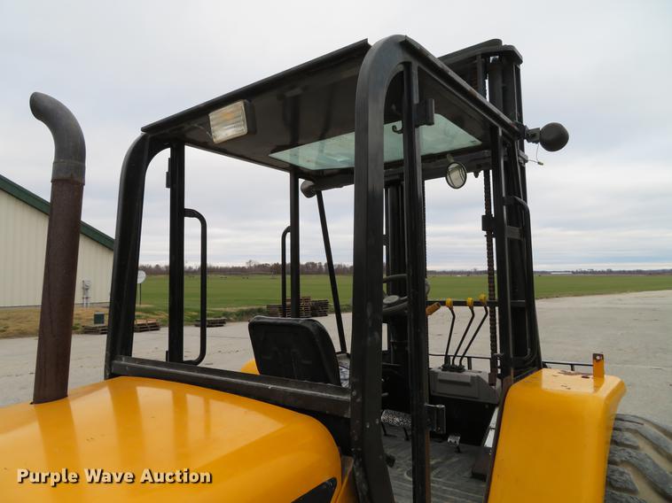 image for item DE5049 2001 JCB 930 forklift