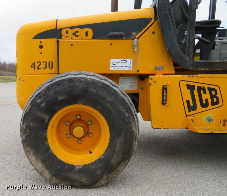image for item DE5049 2001 JCB 930 forklift