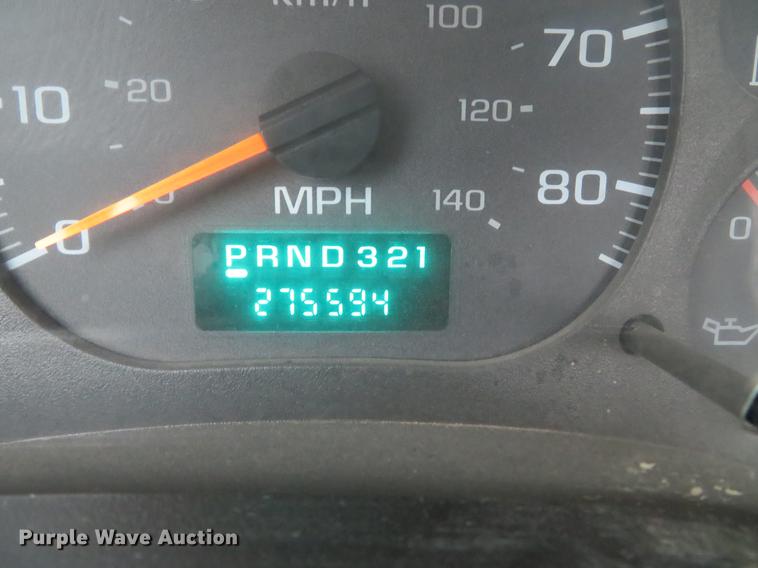 image for item DE5052 2005 GMC C5500 service truck