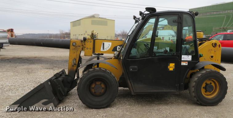 image for item DE5053 2012 Caterpillar TH255 telehandler