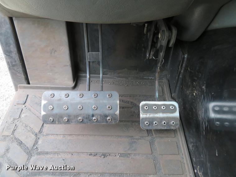 image for item DE5053 2012 Caterpillar TH255 telehandler