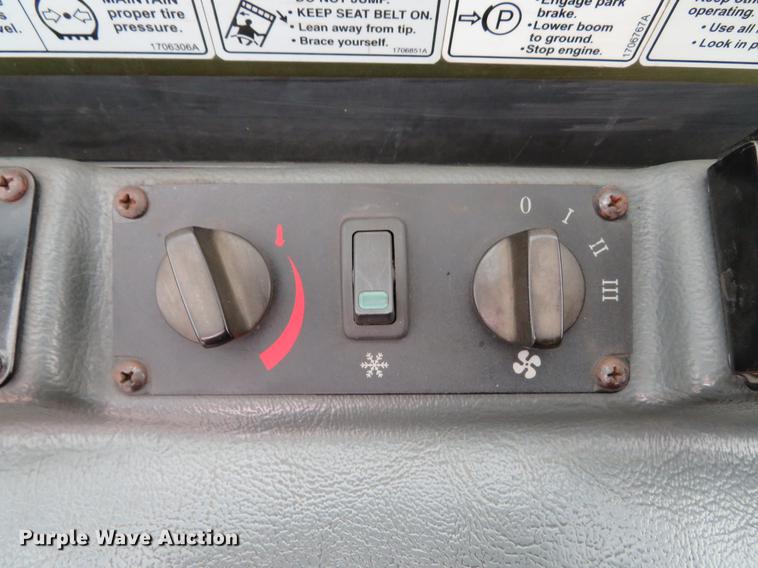 image for item DE5053 2012 Caterpillar TH255 telehandler