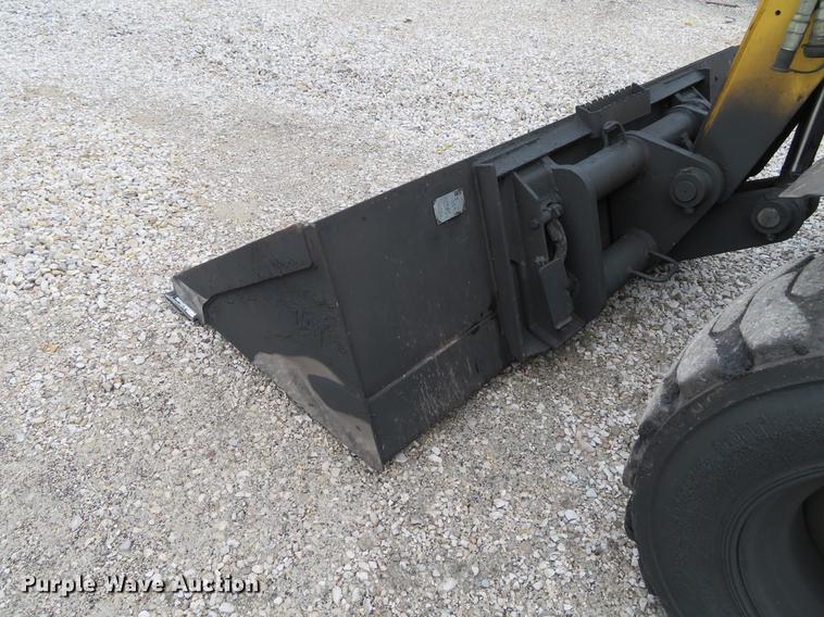 image for item DE5053 2012 Caterpillar TH255 telehandler