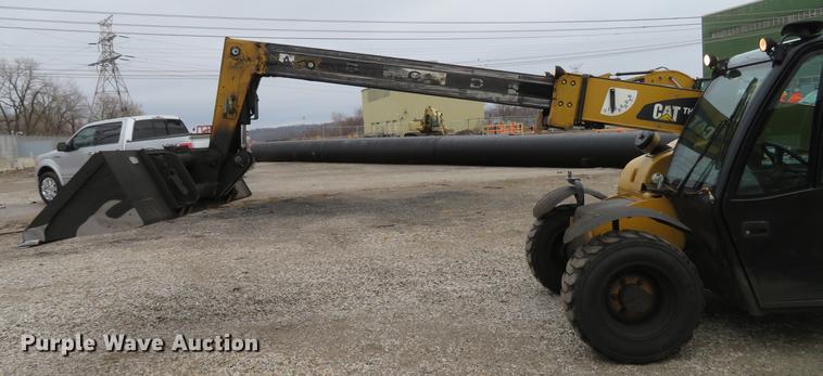 image for item DE5053 2012 Caterpillar TH255 telehandler