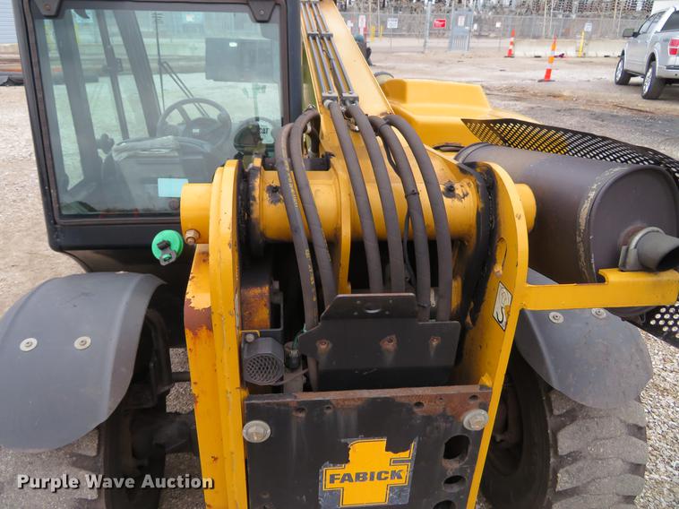 image for item DE5053 2012 Caterpillar TH255 telehandler