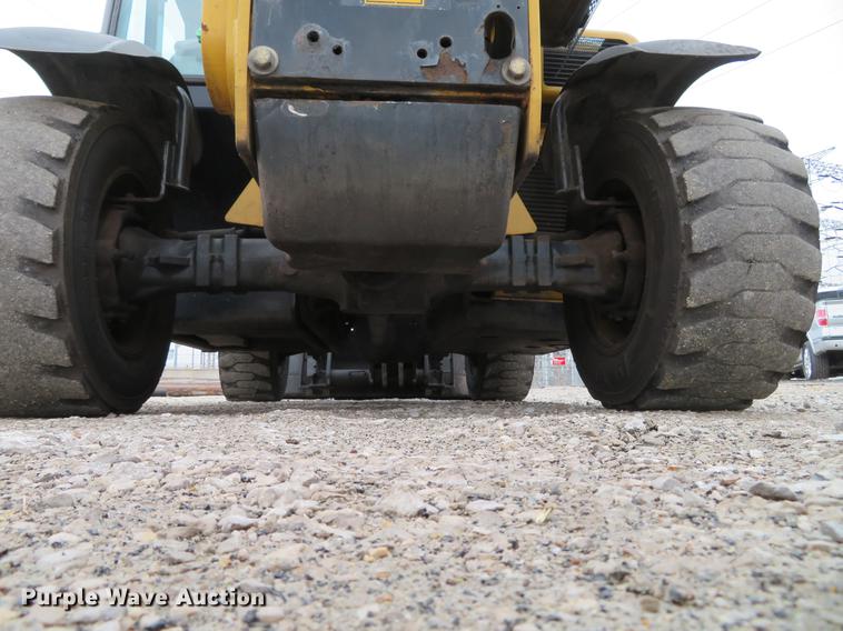 image for item DE5053 2012 Caterpillar TH255 telehandler