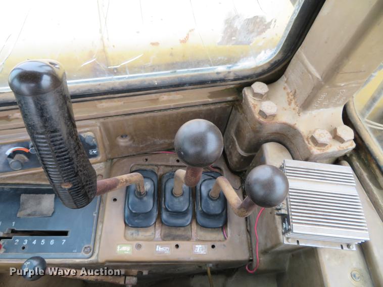 image for item DE5061 1987 Caterpillar 631E conventional scraper