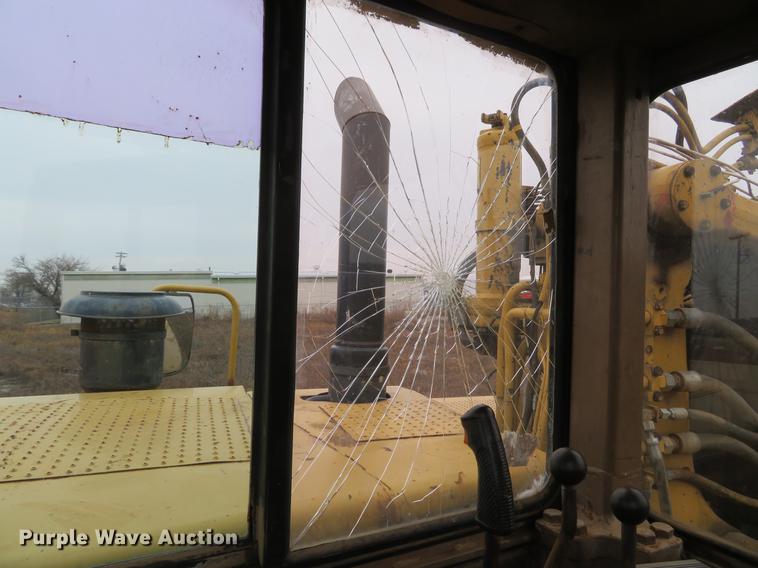 image for item DE5061 1987 Caterpillar 631E conventional scraper