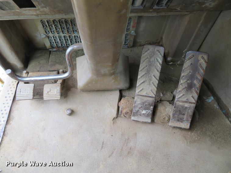 image for item DE5061 1987 Caterpillar 631E conventional scraper