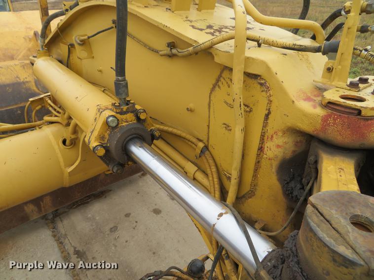 image for item DE5061 1987 Caterpillar 631E conventional scraper