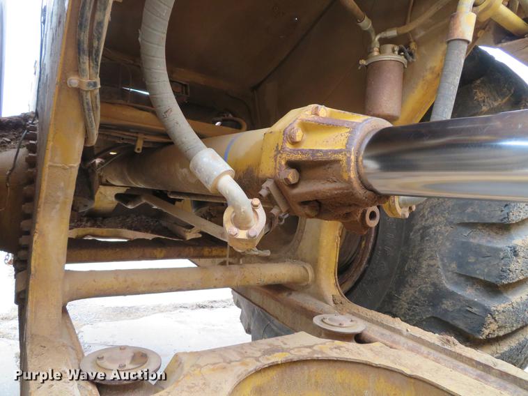 image for item DE5061 1987 Caterpillar 631E conventional scraper