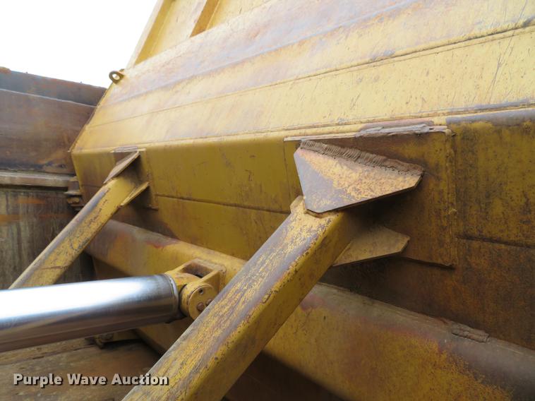 image for item DE5061 1987 Caterpillar 631E conventional scraper