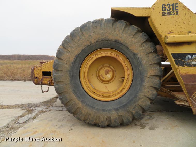 image for item DE5061 1987 Caterpillar 631E conventional scraper