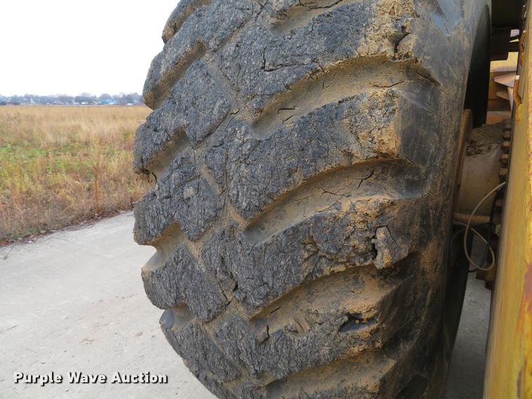 image for item DE5061 1987 Caterpillar 631E conventional scraper