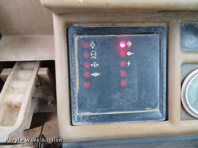 image for item DE5063 1987 Caterpillar 631E conventional scraper