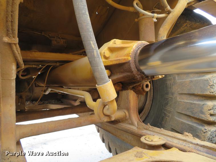 image for item DE5063 1987 Caterpillar 631E conventional scraper