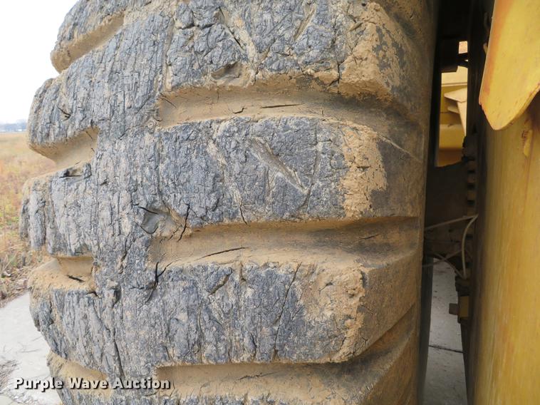 image for item DE5063 1987 Caterpillar 631E conventional scraper